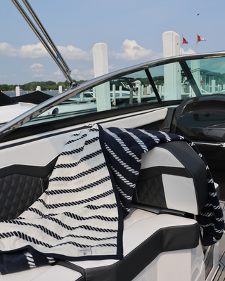 ChappyWrap Tie the Knot Blanket